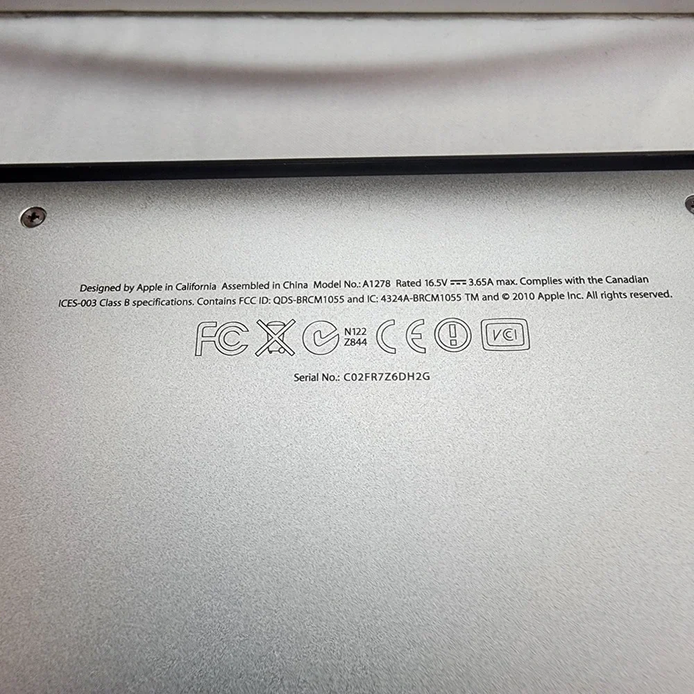 Apple MacBook Pro 13.3 in 2012 Silver/Intel Core i5 3rd Gen. 2.50 GHz, 500 GB 4